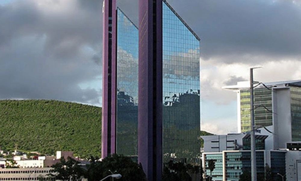 Torres Moradas